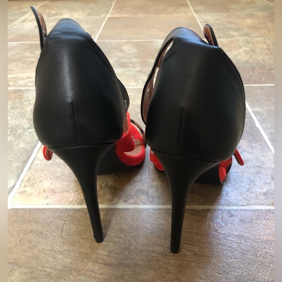 High Heel Strappy Sandals size: 8.5 - Picture 5 of 6